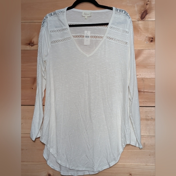Anthropologie Tops - Anthropologie Deletta Cream Long Sleeve Top with Lace Accents